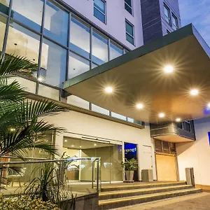Express By Marriott Colombia Hotel